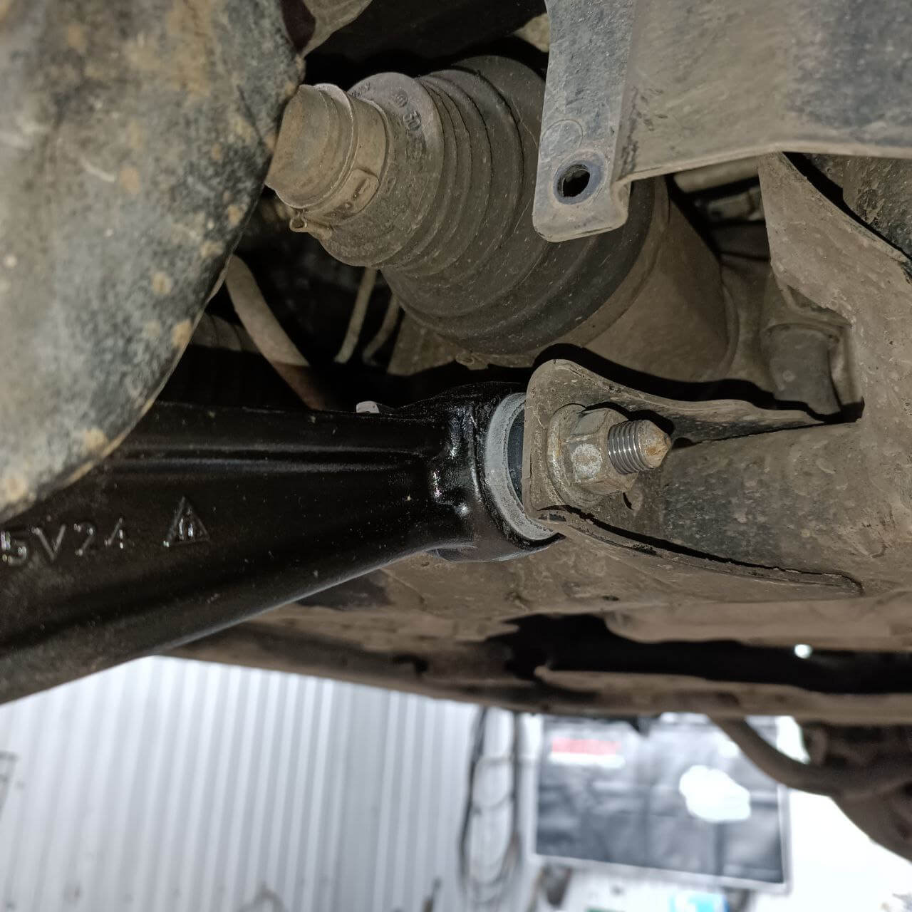 photo 2024 04 24 13 52 29 - Заміна передніх важелів BMW X5 - Устуги СТО