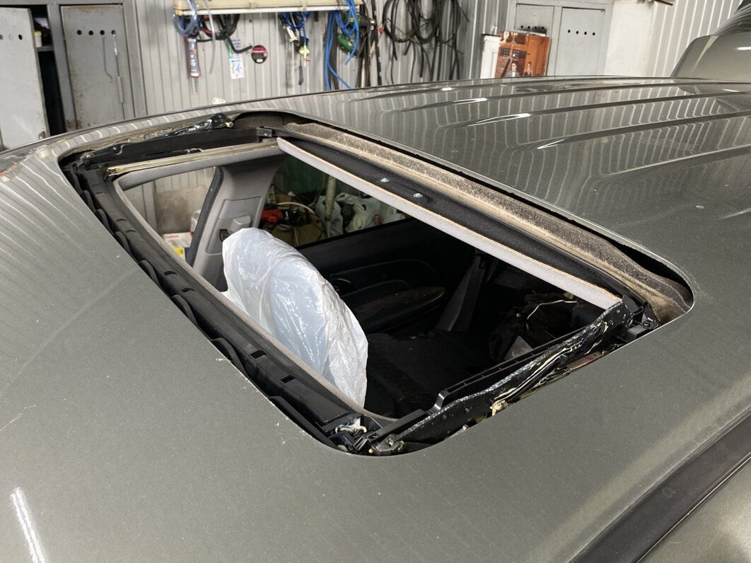 photo 2026 05 21 11 34 54 1061x796 - Профилактика панорамного люка на Acura MDX - Устуги СТО novosti, obsluzhivaniye-avtomobilei