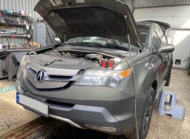 Профилактика панорамного люка на Acura MDX