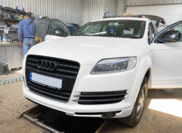профилактика панорамной крыши Audi Q7